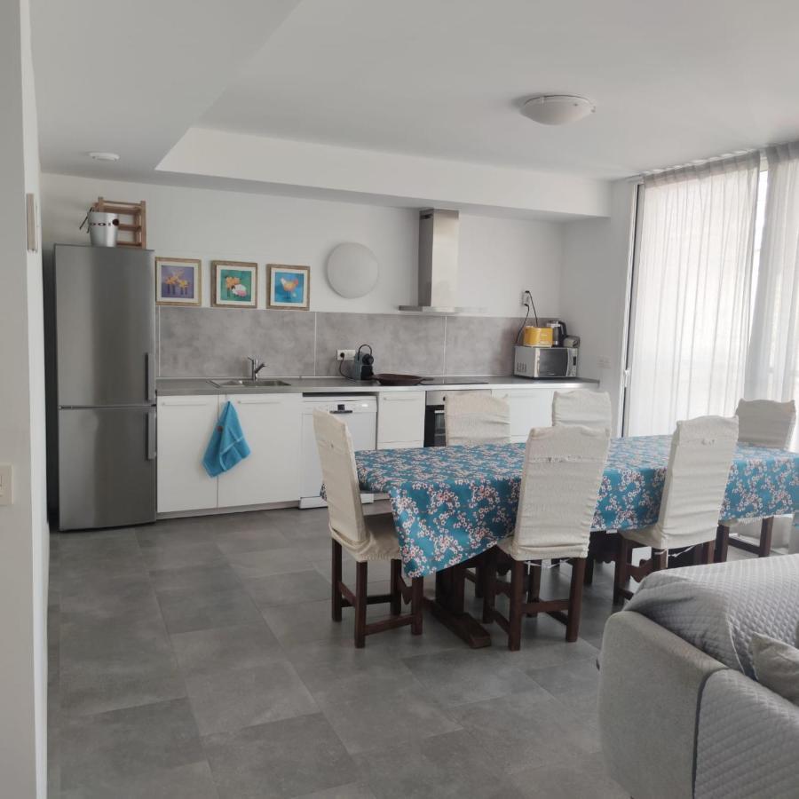 Apartment Close To The Beach With Free Parking Badalona Exterior photo