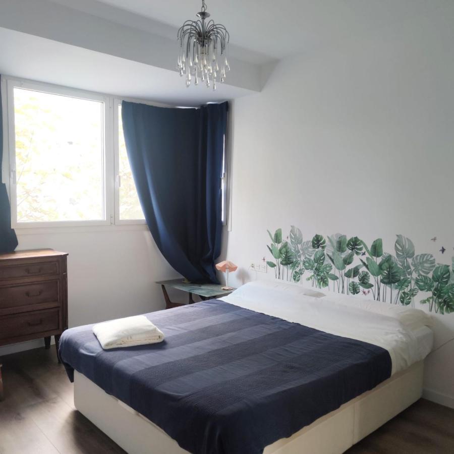 Apartment Close To The Beach With Free Parking Badalona Exterior photo